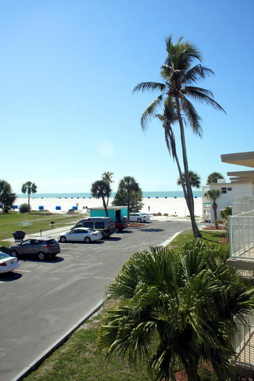 Carousel Beach Inn Fort Myers Beach Eksteriør billede
