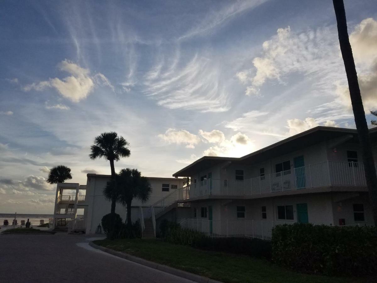 Carousel Beach Inn Fort Myers Beach Eksteriør billede