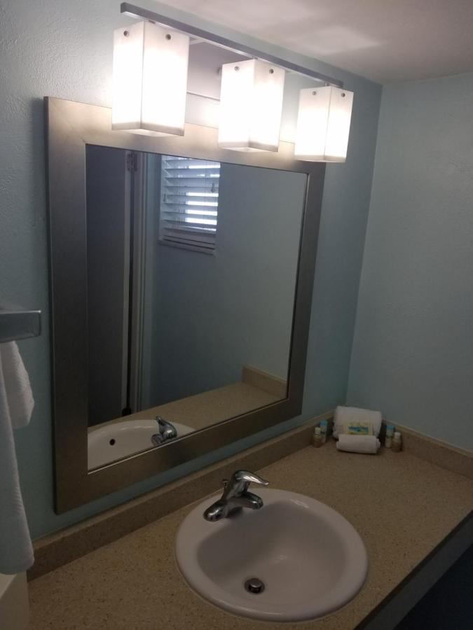 Carousel Beach Inn Fort Myers Beach Eksteriør billede